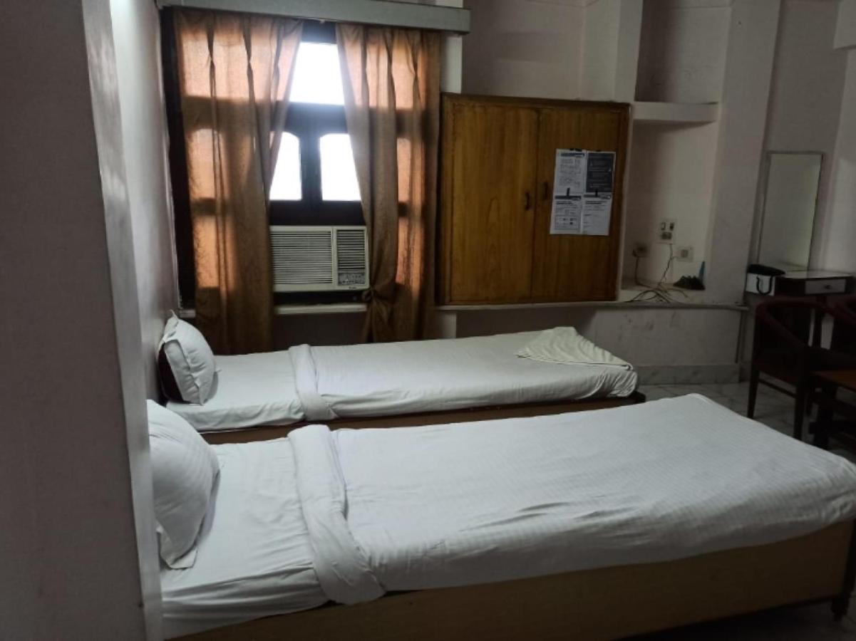 Oyo 80830 Hotel Buddha International Bodh Gaya Extérieur photo
