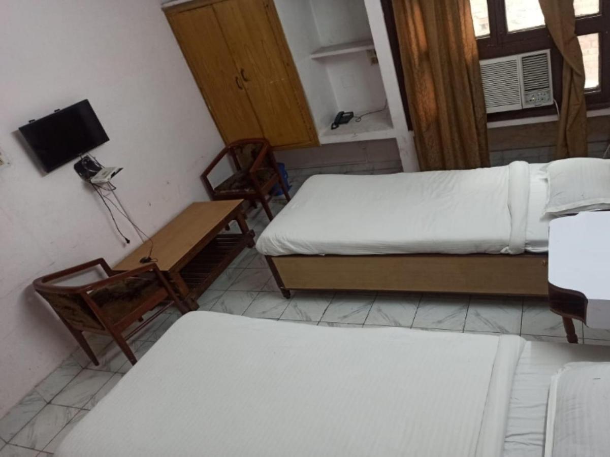 Oyo 80830 Hotel Buddha International Bodh Gaya Extérieur photo