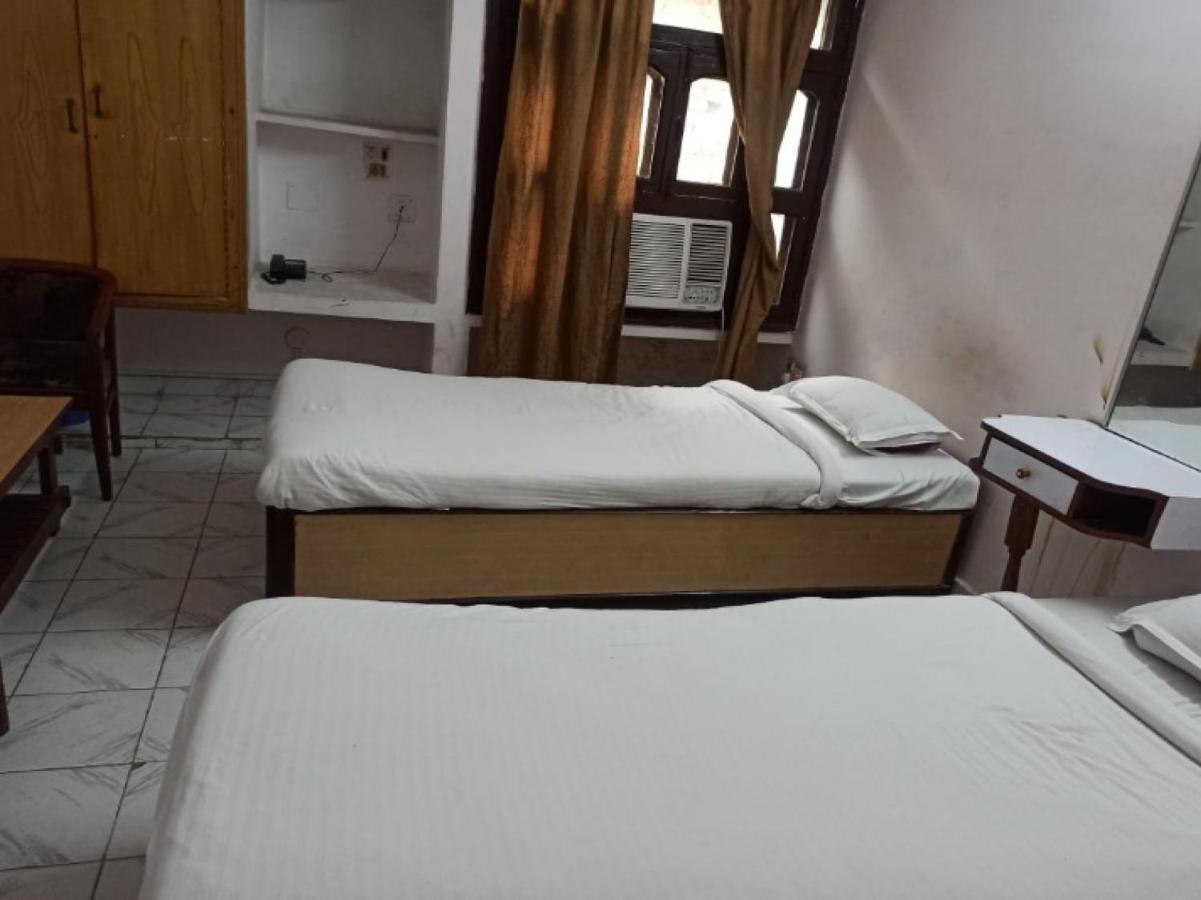 Oyo 80830 Hotel Buddha International Bodh Gaya Extérieur photo